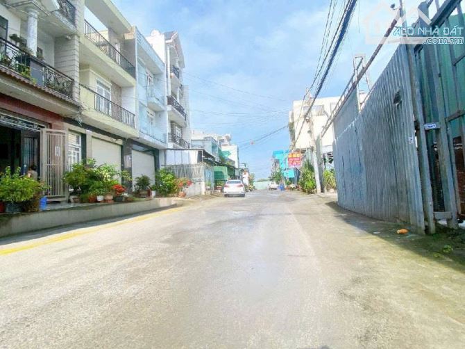 CHỈ HƠN 4 TỶ - 66M2 - HẺM 10M - GẦN KHU TÊN LỬA - BÌNH TÂN - SỔ VUÔNG ĐẸP - 1