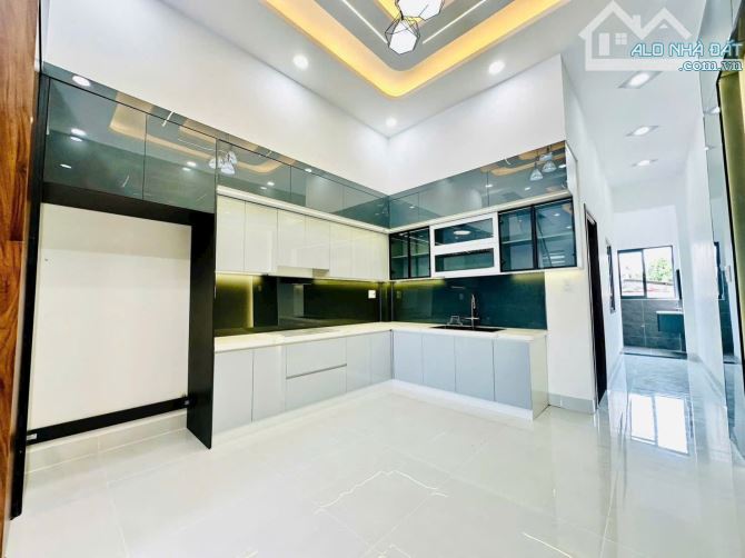 BÁN NHÀ 1 TRỆT 1 LẦU ĐẸP GIÁ TỐT – PHAN ĐĂNG LƯU, TP THỦ DẦU MỘT - 1