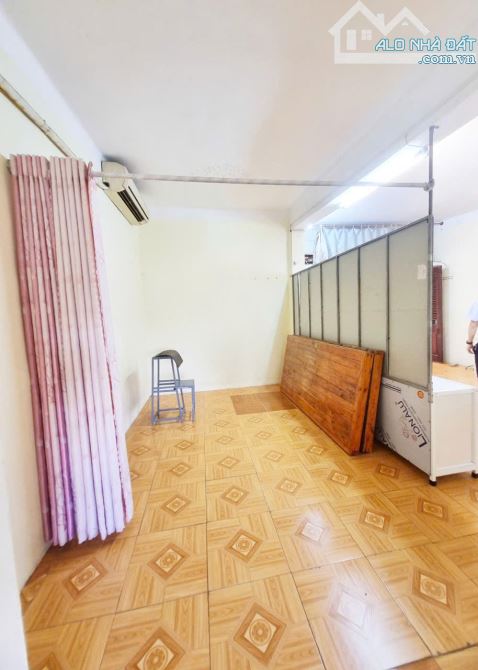 BÁN NHÀ TẬP THỂ NGUYÊN BẢN – SỔ ĐỎ 43M² – DÙNG GẦN 75M² – GIÁ 3.4 TỶ - 1
