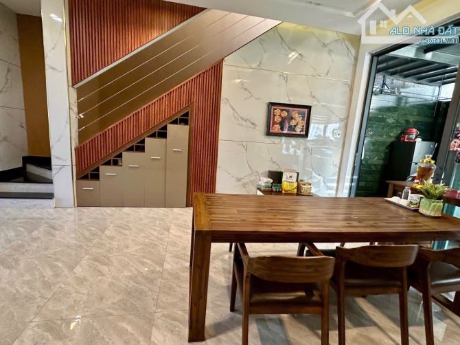 Bán nhà 3 tầng 2 Mặt Tiền Trần Lê Hoà Xuân Cầm Lệ - 1