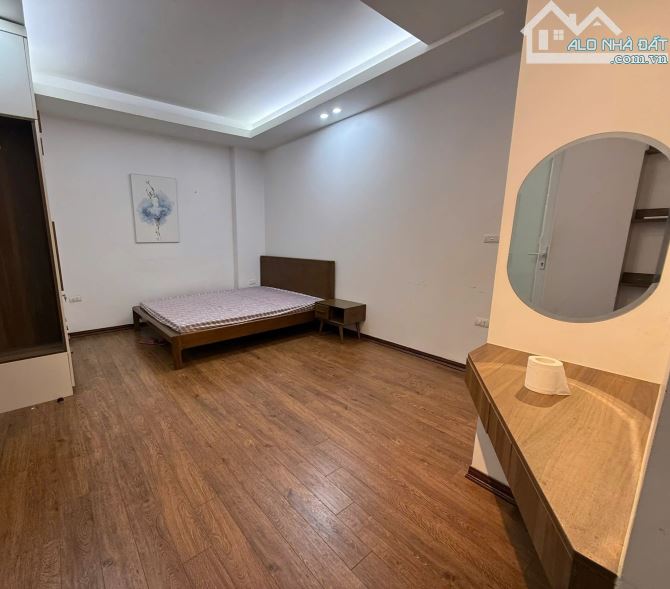 Bán nhà phố Trần Duy Hưng, Cầu Giấy, 5 tầng 3 ngủ, gần phố, 9.8 tỷ - 1