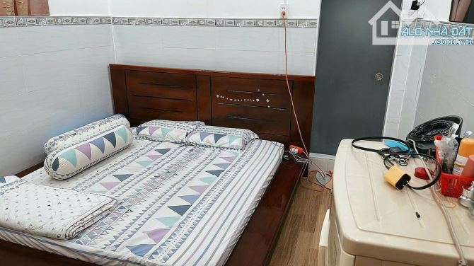 NHÀ MẶT TIỀN ĐƯỜNG THÔNG SỐ VÀNG 4,5M x 37M VỪA Ở VỪA KINH DOANH THOẢI MÁI - KHU VIP ÂU CƠ - 1