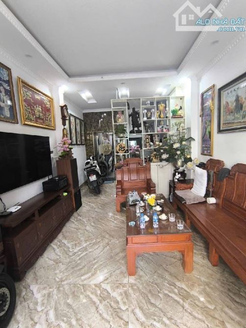 7 TẦNG THANG MÁY - NGÕ Ô TÔ 7 CHỖ NGỌC THUỴ- 11,99 TỶ - 1