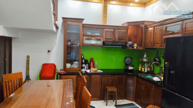 🏡Bán nhà 3 tầng , nội thất gỗ 90% đẹp gần KDT Vính Điềm Trung- chỉ cần xách Vali vào ở - 1