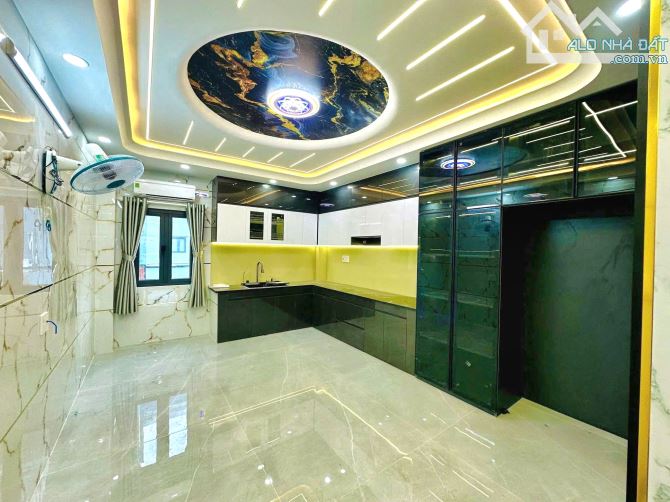 SIÊU PHẨ.M CAO TẦN.G ĐỒNG BỘ CẠNH TÂ.N KỲ TÂN QUÝ - ÔTÔ VÀO NGỦ - ( 4X15M ) - 1