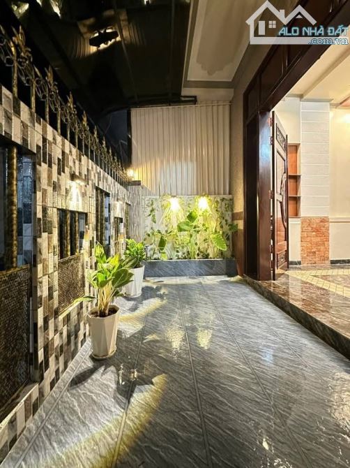 Nhà ngang 6m trục chính hẻm 388 - Gần ĐH Y Dược - 1