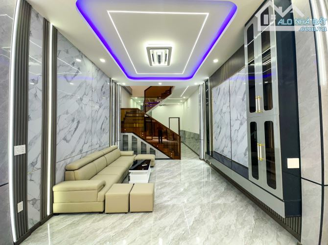 CHỦ GỞI BÁN NHÀ 1 TRỆT 1 LẦU THUỘC KDC VIP CỔNG SAU CTY POUCHEN P.HOÁ AN. GIÁ CHỈ 3,750 TỶ - 1
