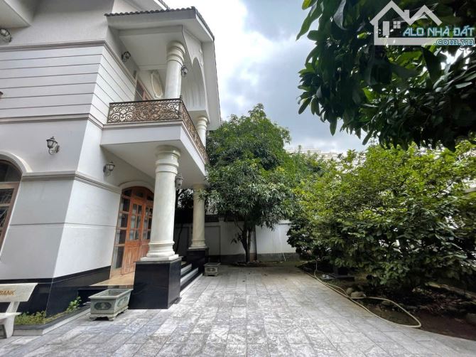 bán biệt thự góc 2 mặt tiền 18x25  hoàn thiện, khu dân cư cao cấp nhất thành phố Biên Hòa - 1
