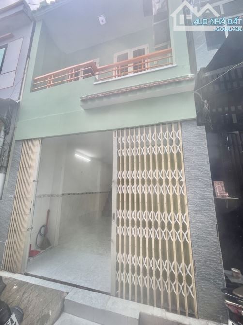 Bán Nhà 2 Tầng Lò Gốm, P.8, Q6 – 2PN 2WC, SHR, 3,85 Tỷ – Vị Trí Đắc Địa - 1