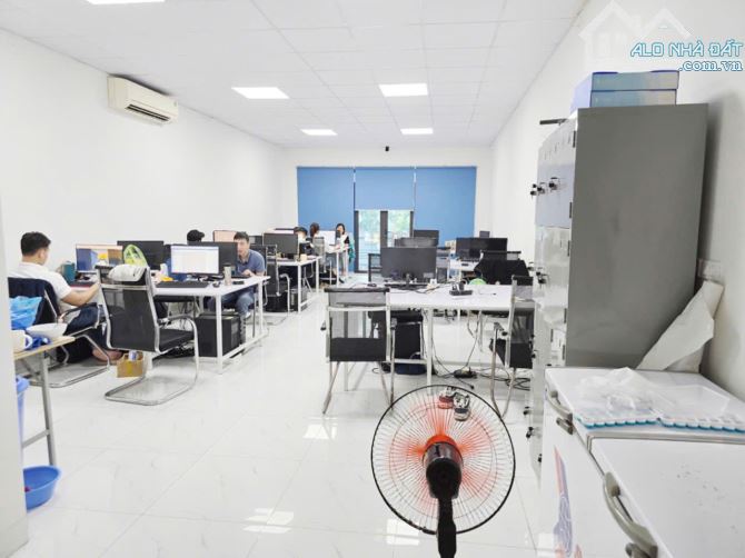 cho thuê nhà KĐT Galaxy Vạn Phúc. DT 100m2, 6 tầng thang máy, điều hòa âm trần - 1