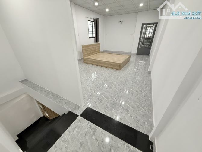 BÁN NHÀ 2 TẦNG, 55M2, HẺM 3 MÉT - PHẠM VĂN ĐỒNG, BÌNH THẠNH , GIÁ 4.x TỶ - 1