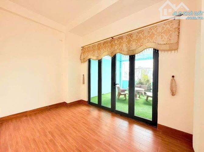 Bán nhà 3 tầng Hoàng Diệu Hải Châu 50m2 giá 4.05 tỷ - 1