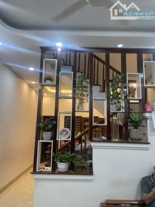 Hiếm lô góc Hoàng Hoa Thám gần phố ngõ thông kinh doanh 48m² x 5 tầng hơn 10 tỷ - 1