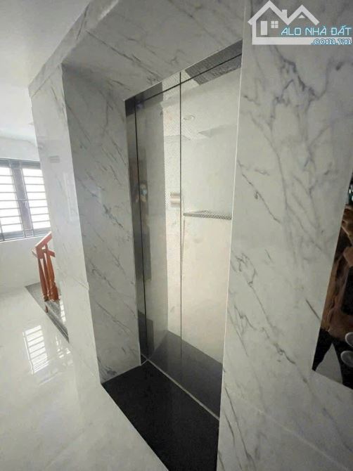 Cho thuê nhà mt 5 tầng có thang máy ninh kiều- cần thơ | dtsd 600m² - 1