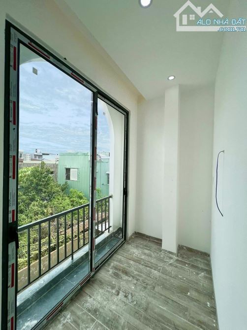 Nhà 2 tầng xây mới, full nội thất điện tử, Huỳnh Ngọc Huệ, chỉ nhỉnh 3 tỷ - 1
