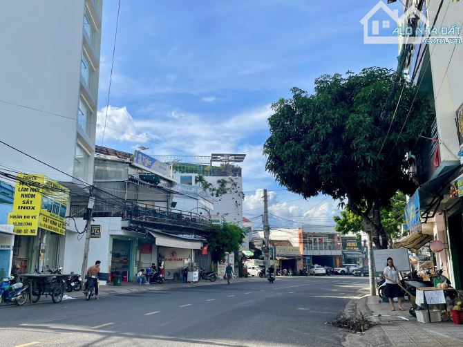 Bán đất 155,8m2 mặt tiền Dã Tượng, cách biển 1km Nha Trang - 1