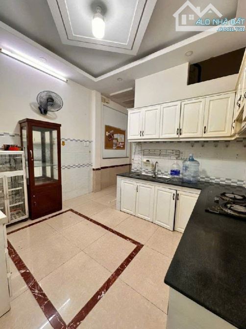 Bán NHÀ 5 TẦNG HẺM XE HƠI PHAN ĐĂNG LƯU 45M2-DÒNG TIỀN 360TR/NĂM-GIÁ 8.9 TỶ - 1