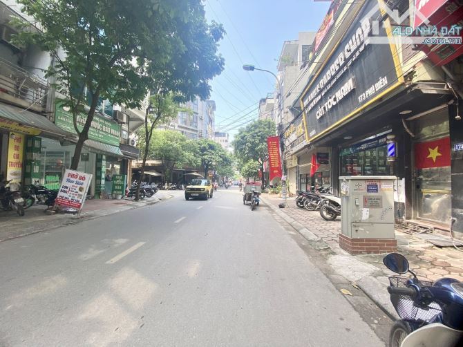Chính chủ bán nhà 5 tầng mặt phố Liễu Giai 60m chỉ 35,5 tỷ Ba Đình vỉa hè bát ngát, KD - 1