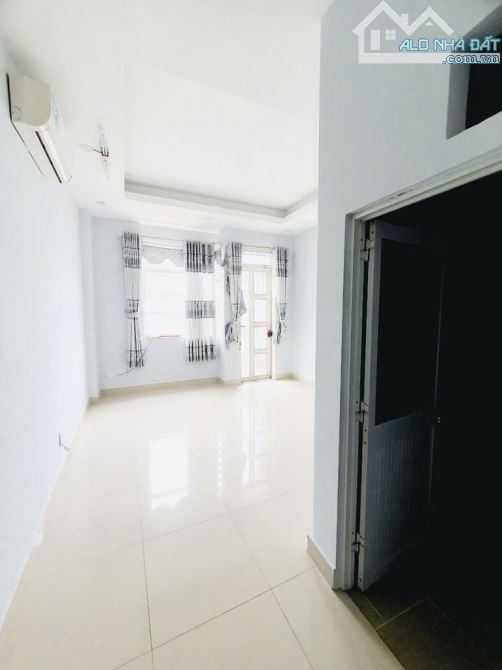 CHỦ HẠ GIÁ CHÀO 👉BÁN NHÀ 4 TẦNG MỚI ĐẸP - THỐNG NHẤT GÒ Thống Nhất  4,950tỷ - 1