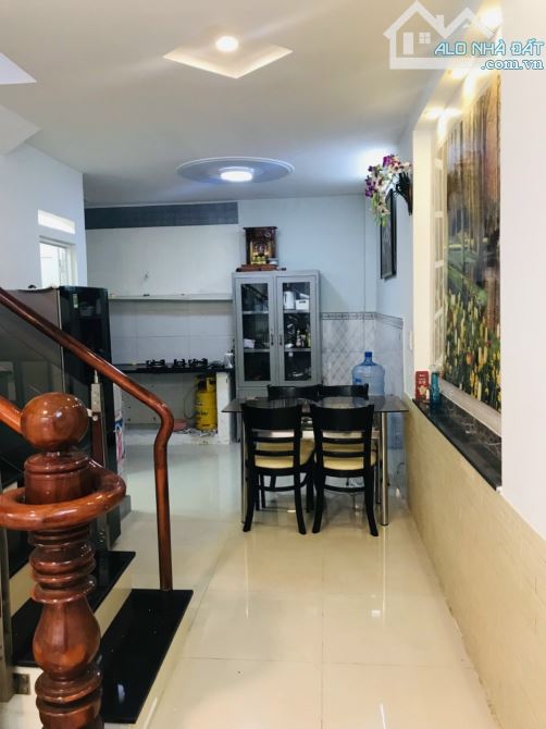 6.22 tỷ- bán nhà 2 tầng - DT 65m2-hẻm Điện Biên Phủ, Bình Thạnh- sát Quận 1- có 3PN - 1