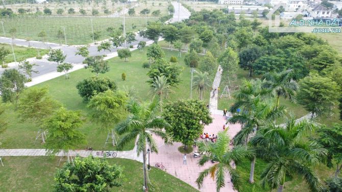 Bán lô góc trục thông dự án Khu DV hỗn hợp VSIP Quảng Ngãi giá chỉ hơn 9 triệu/m2 - 1