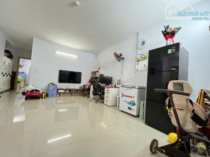 100m2, 13tr/th, 3PN, 2WC,  Nội thất, 10A Trần Nhật Duật, Tân Định, Q1. - 1