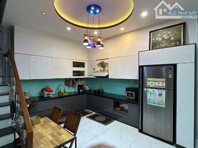 NHÀ 2 TẦNG KIỆT Ô TÔ THÔNG TRẦN QUANG KHẢI - SƠN TRÀ  -ủ, - 1