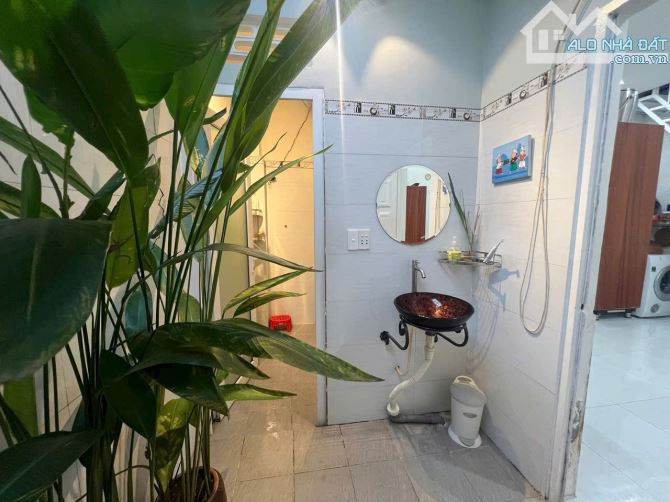 Cho thuê nhà đẹp Khu QĐ4, gần chợ 26, full nội thất chỉ 6,5tr - 1