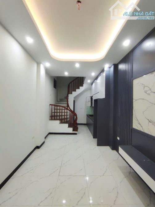 Nhà 4 tầng, không ngập, 30m2,sđcc, nhỉnh 4ty, ngõ số 18 Kim Giang, ngay Cầu Lủ. - 1