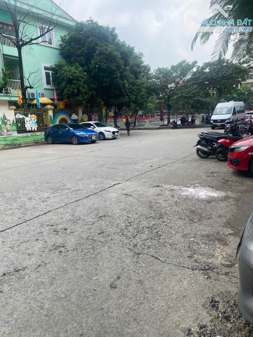 BÁN NHÀ NGUYỄN NGỌC VŨ CẦU GIẤY - NHÀ ĐẸP NGÕ THÔNG - GẦN HỒ - 30M RA Ô TÔ - DT 62M2 - 1