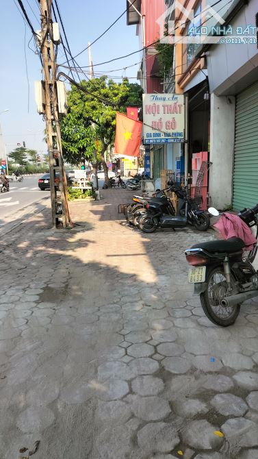 TT ĐA TỐN- NGÕ THÔNG Ô TÔ ĐỖ - Ở Đầu Tư An Sinh Tốt -20m Ra Trục Chính - 1