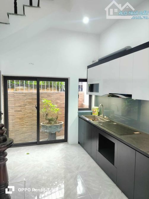 Bán nhà đẹp Ngã Tư Vọng! 35m2 x 5 tầng chỉ 8..tỷ - Dân xây, ngõ thoáng, rất gần phố - 1