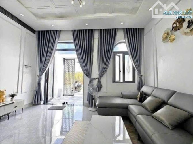 Ngân hàng thanh lý căn nhà cấp 4 ngay đường Tân Liêm - SHR - 680 TR - 1