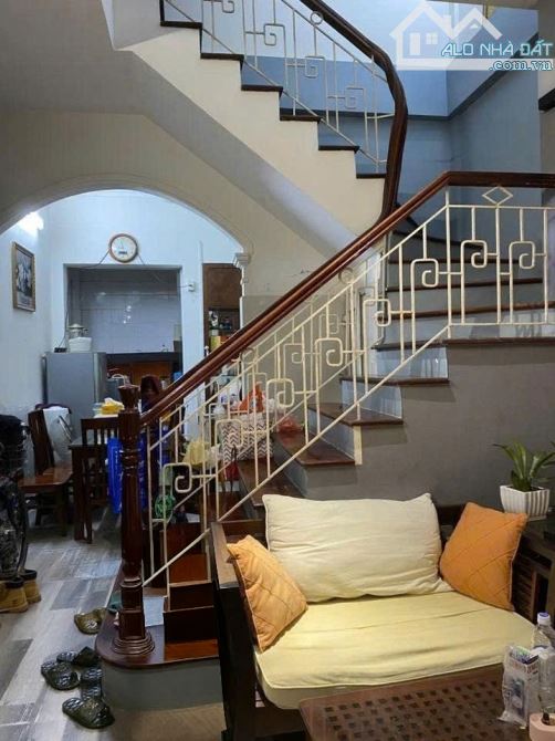 Cho thuê nhà Lạc Trung, Hai Bà Trưng - Phân lô, Ô tô thông, Vỉa hè - 1