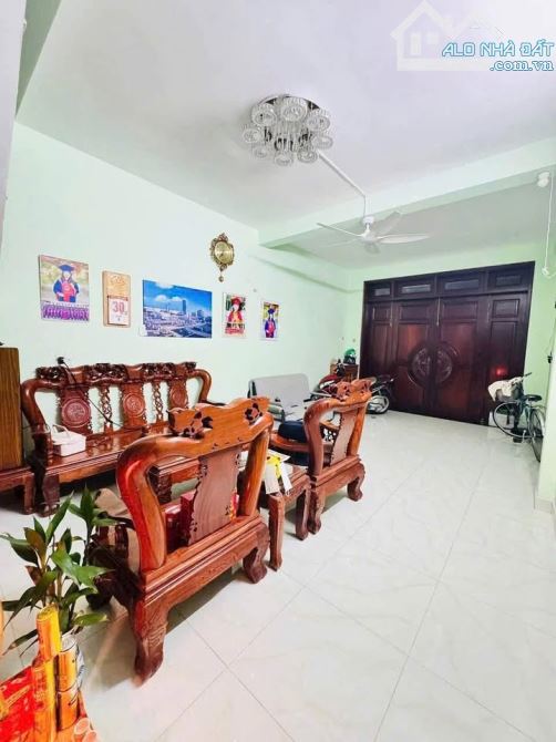 BÁN NHÀ 2 TẦNG HẺM Ô TÔ TRÁNH NHAU_BÌNH GIÃ_PHƯỜNG 8_TRUNG TÂM VŨNG TÀU_HƯỚNG ĐÔNG NAM - 1