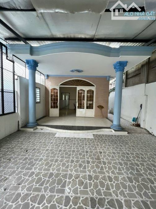 Bán đất tặng căn nhà cấp 4 khu VIP Bên Sông, ngay Giga Mall, DT 120m2 giá 9.6 tỷ. - 1