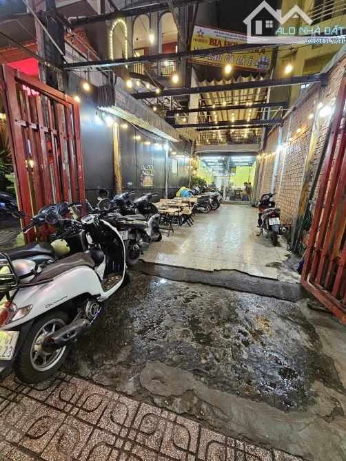 Cho thuê nhà Nguyễn Thị thập,P. Tân Quy Quận 7, dt 4x30m,trệt, Lửng - 1