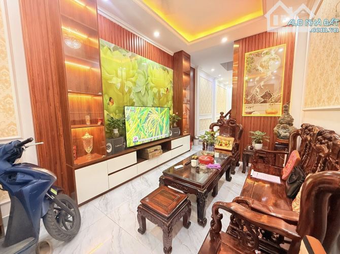Bán gấp nhà Võng Thị - Tây hồ 45m2x5T - Giá 15.8 tỷ - 1