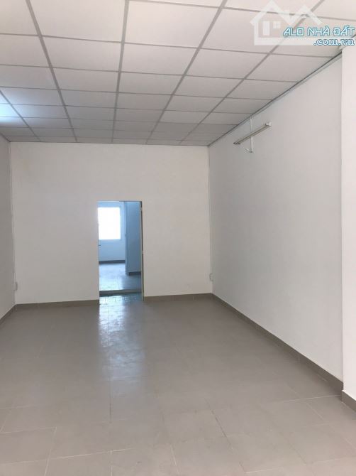 Bán nhà Tân Bình, hẻm rộng đẹp, ngang chuẩn, chỉ 6.x tỷ - 1
