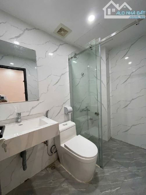 Bán nhà đường Trương Định lô góc, ngõ thông ô tô đỗ cửa, 57m 4 tầng chỉ 9.5 tỷ - 1