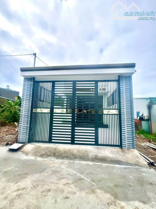 Kẹt tiền bán gấp căn nhà ở Tân Hiệp 6- Gần chùa Hoằng Pháp-125m2-SHR - 1