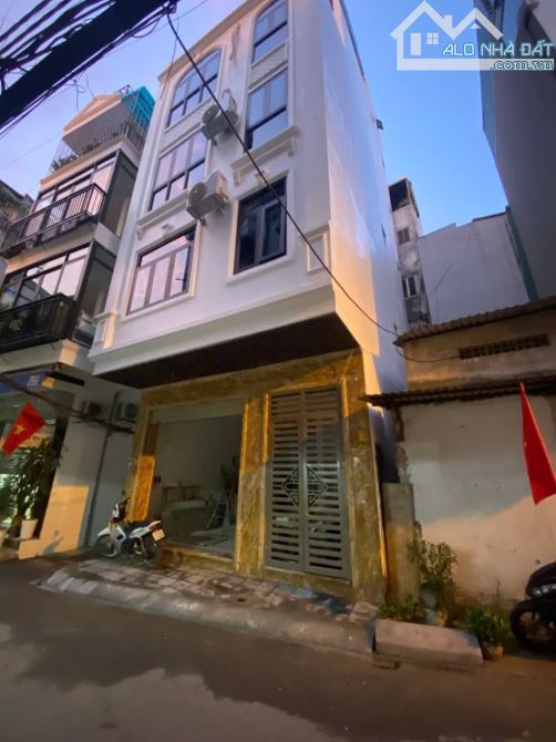 GIÁ 19.5 TỶ! NHÀ LÔ GÓC QUỐC TỬ GIÁM - ĐỐNG ĐA: 60M², 6 TẦNG THANG MÁY, - KINH DOANH-MT6m - 1