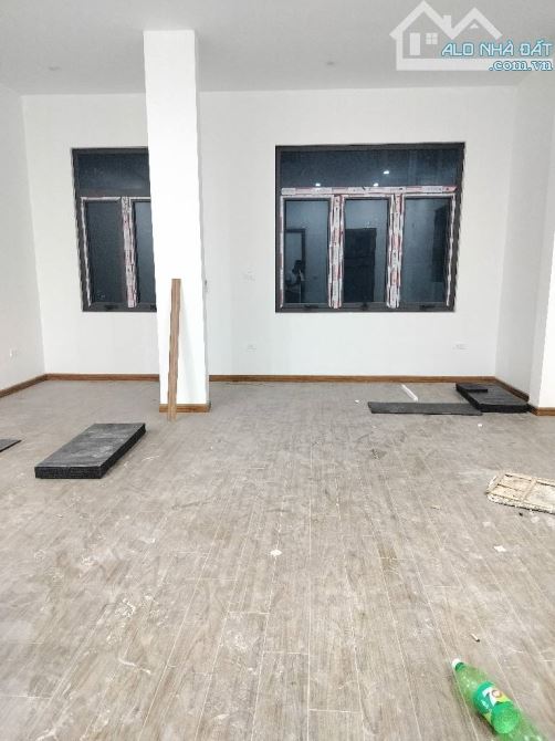 Bán nhà Nguyễn Khuyến lô góc, thang máy, ô tô tránh, 55m 6 tầng chỉ 19.8 tỷ - 1