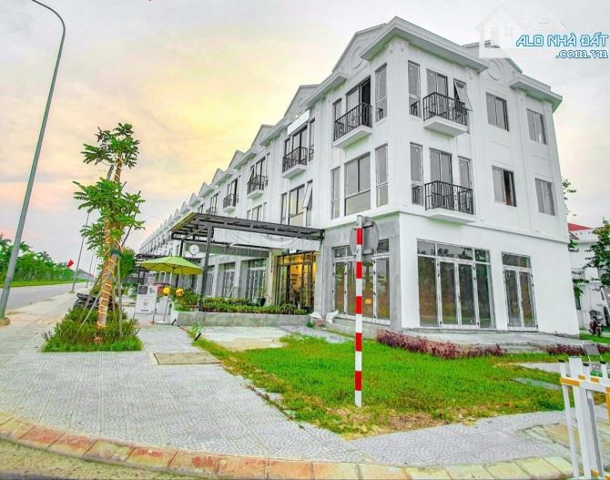 🍀BÁN SIÊU PHẨM SHOPHOUSE 3 TẦNG ĐƯỜNG 60M.DT 120M2  HOÀN THIỆN MẶT NGOÀI GIÁ CHỈ 6.4TỶ - 1