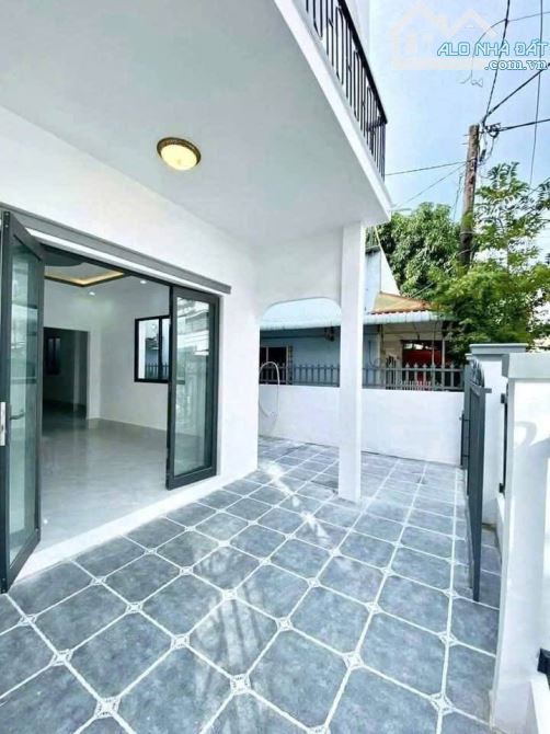 CẦN BÁN GẤP NHÀ 1 TRỆT 1 LẦU GẦN CHỢ BÌNH CHÁNH – GIÁ CHỈ 1 TỶ 260 TRIỆU - 1