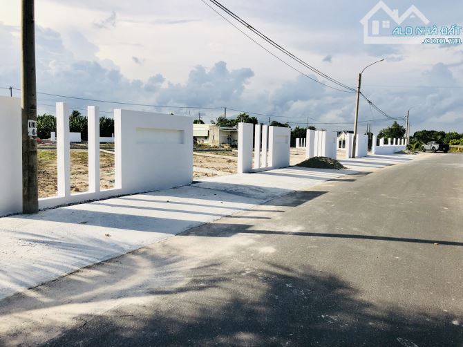 SIÊU ĐẸP PHƯỚC HẢI-dt:400m2- 10x40-80 thổ cư Đã xây rào cổng đẹp Khu dân cư-ra biển 5p-2t5 - 1