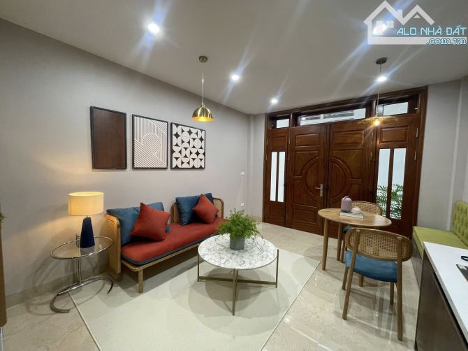 BÁN NHÀ PHỐ NGUYỄN LAM – 30M² x 5 TẦNG – PHONG CÁCH NHẬT – Ô TÔ ĐỖ CỔNG – GIÁ CHỈ 7.1 TỶ - 1