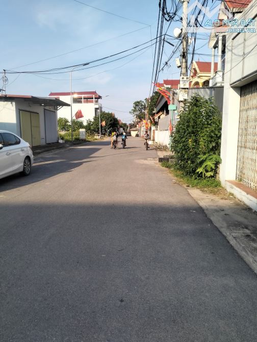 Bán đất Sóc Sơn cách qlộ 3 100 m giá chưa tới 3 tỷ - 1