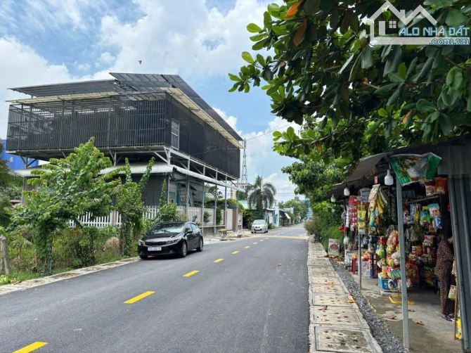 224m2 (10x24m) bán lỗ giá 800TR ngay TT Củ Chi, mặt tiền đường Nguyên Văn Ni - 1