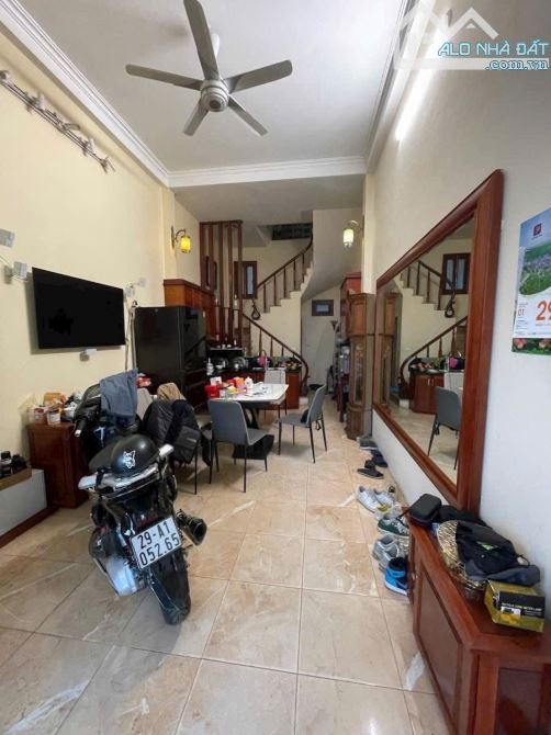 bán nhà Mặt phố Trần Khát Chân, Hai Bà Trưng vỉa hè, Kinh Doanh DT 35m, 5Tầng, MT 4,9m - 1